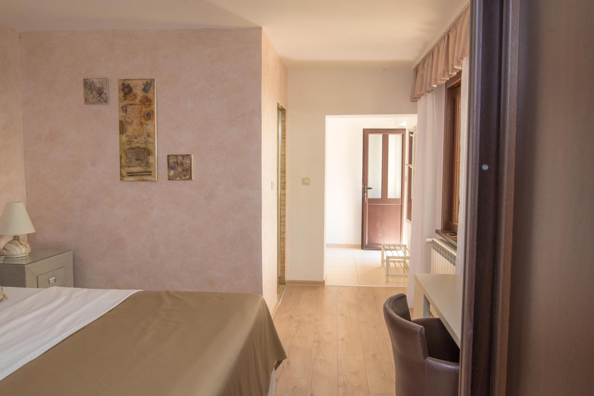 Villa Danigo بودفا الغرفة الصورة